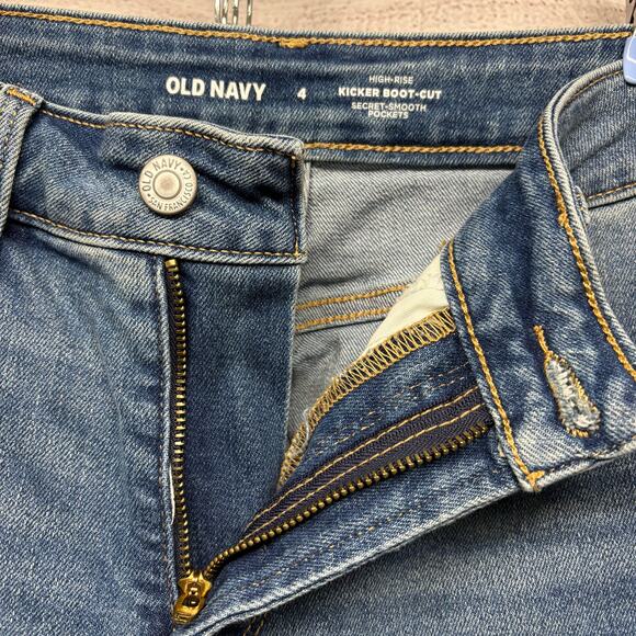 Old Navy Women's High-Rise Kicker Boot-Cut Jeans Size 4 - Picture 3 of 13